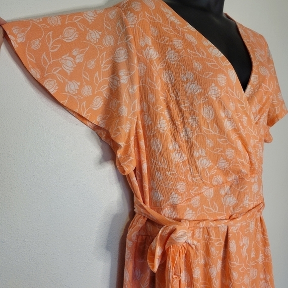 New lane bryant size 26/28 Lena surprise peachy colored rose print dress - Picture 3 of 8